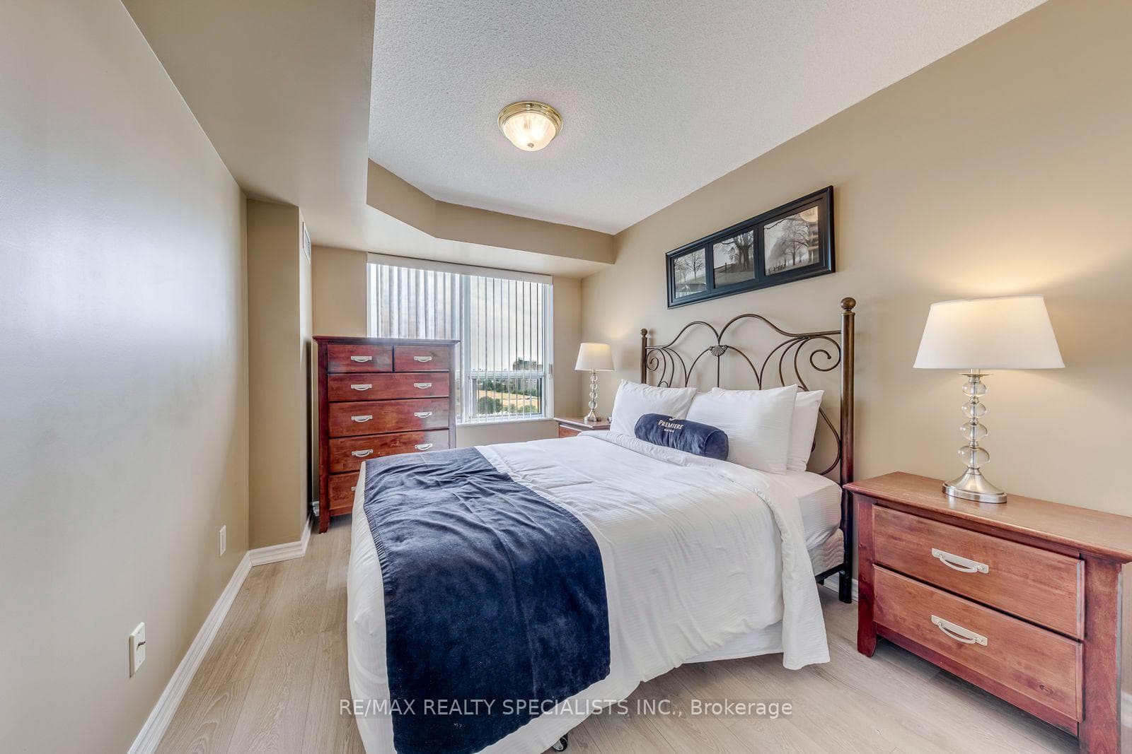 25 Kingsbridge Garden Circle Unit 924 photo 41
