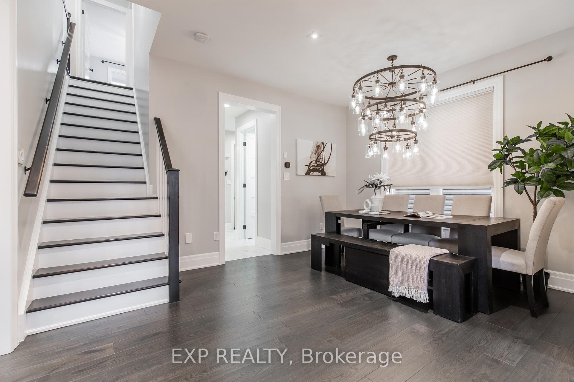 511 Mockridge Terrace photo 3