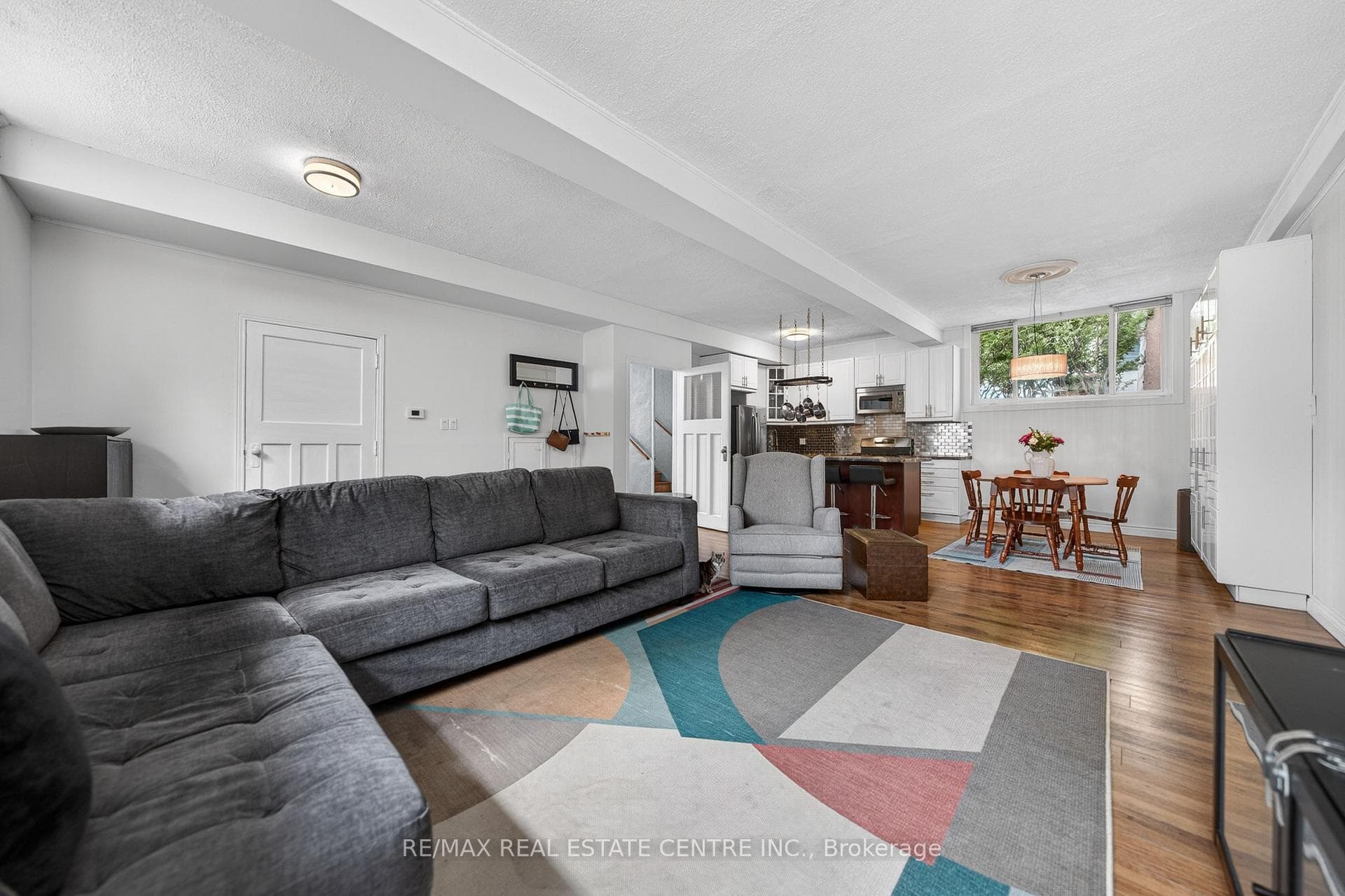 100 Mansion Street photo 6