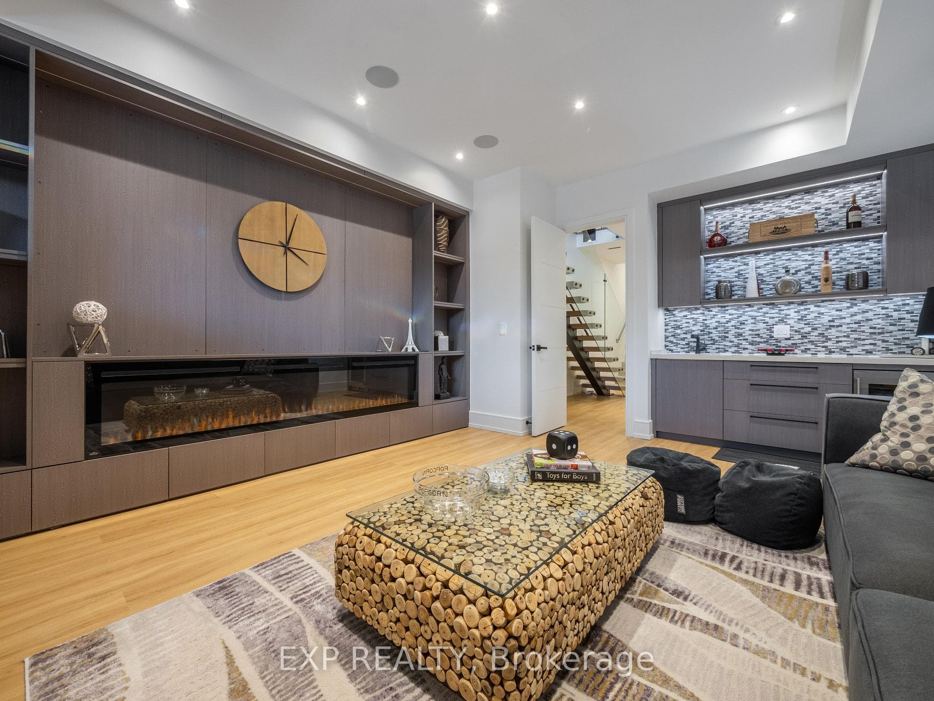 46A Leroy Avenue photo 40