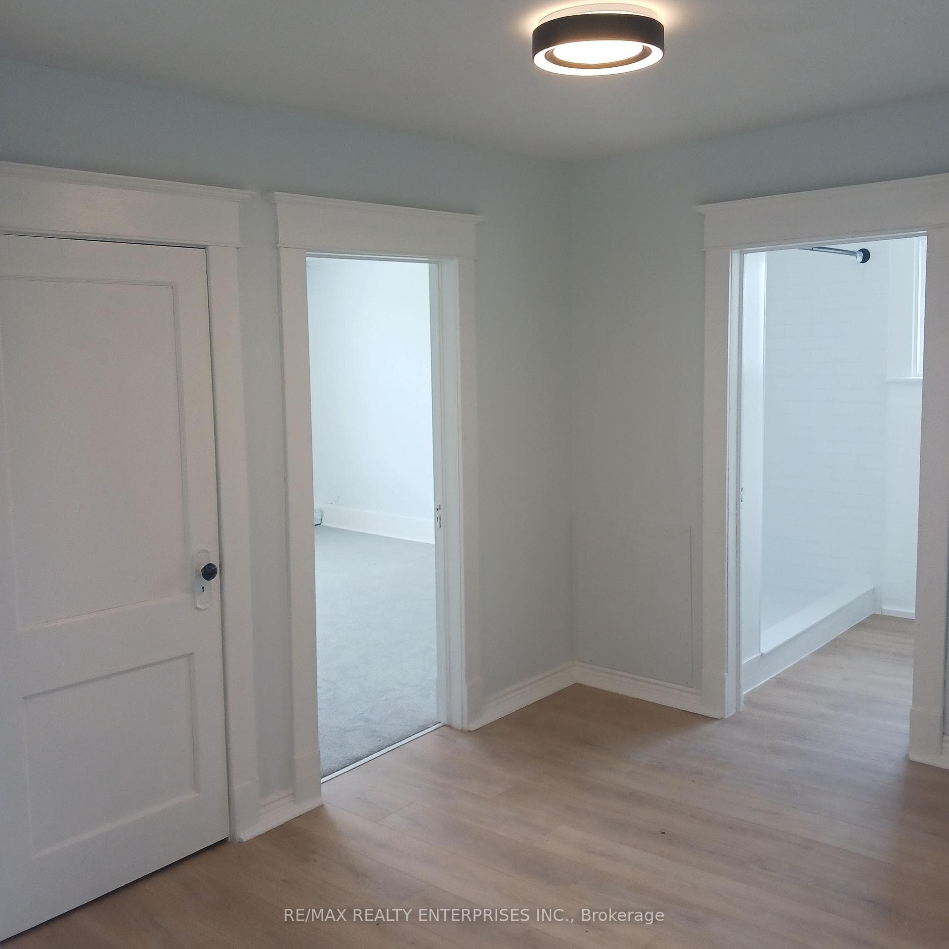 12993 Steeles Avenue Unit UPPER photo 9