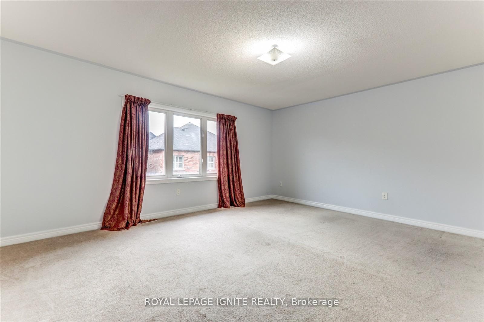 140 Durhamview Crescent photo 19