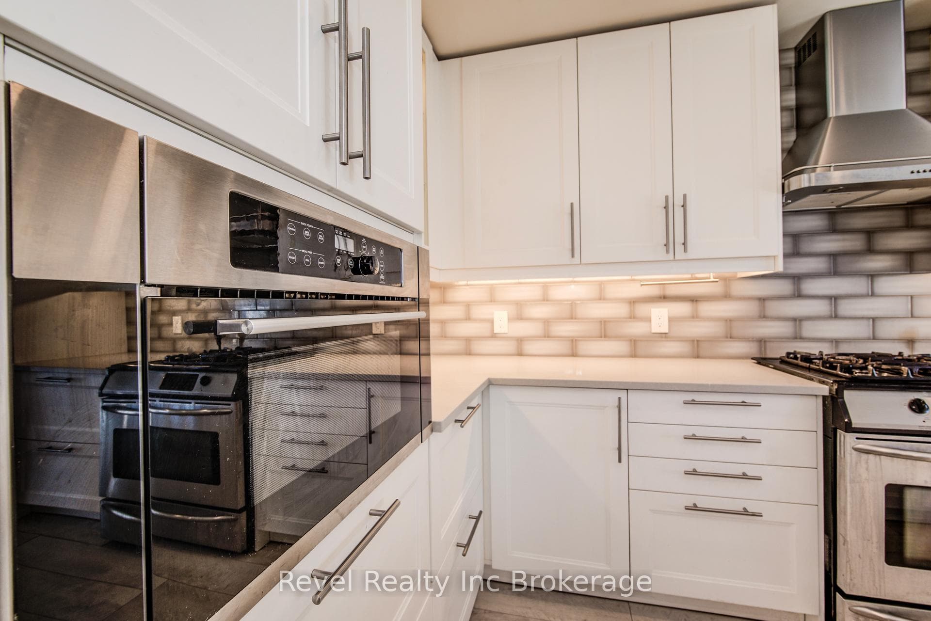 69 Neutral Avenue photo 19