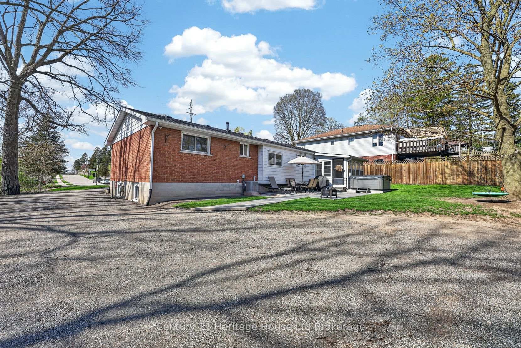 157 Ann Street photo 33