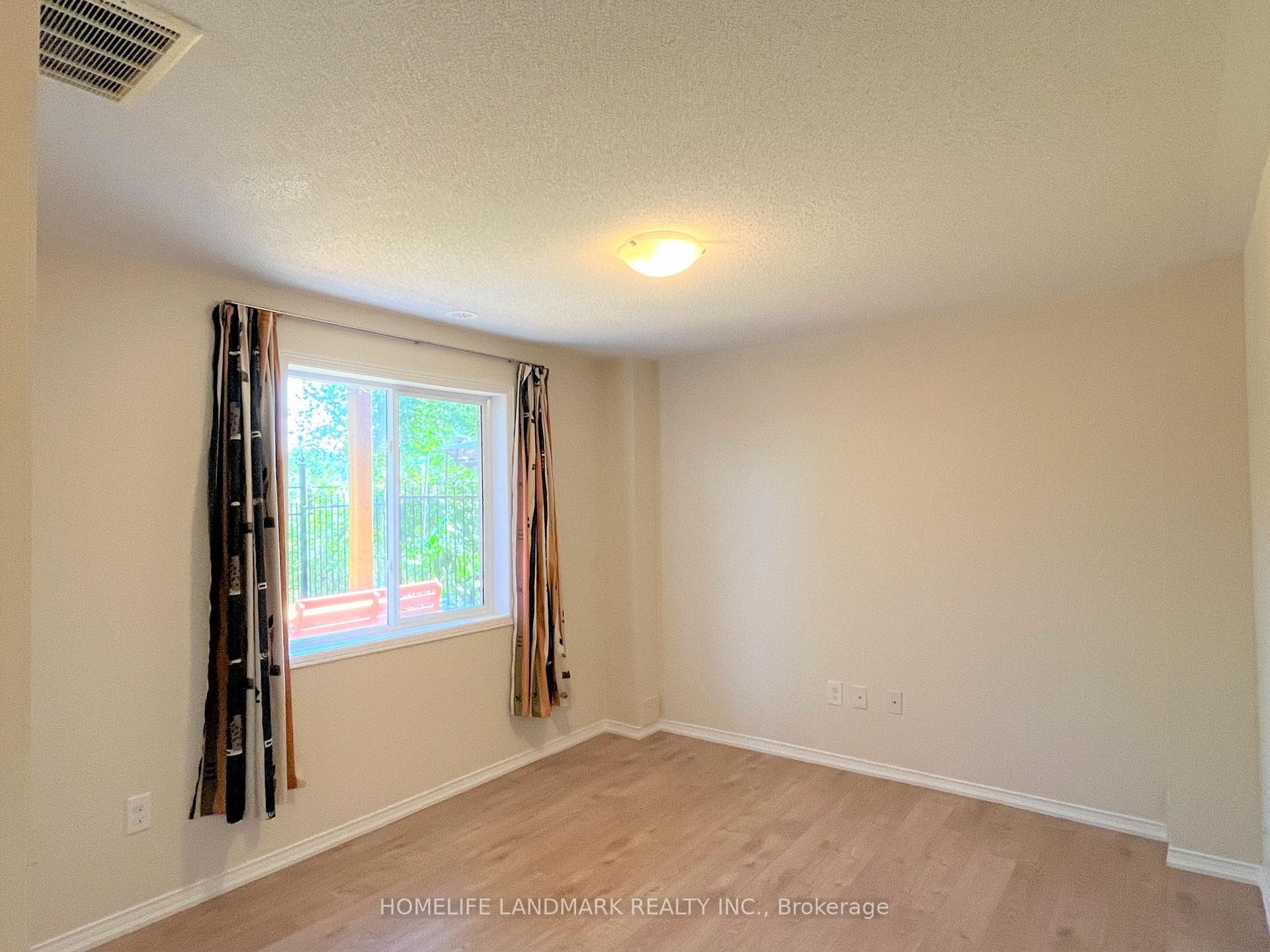 79 John Bell Crescent photo 30