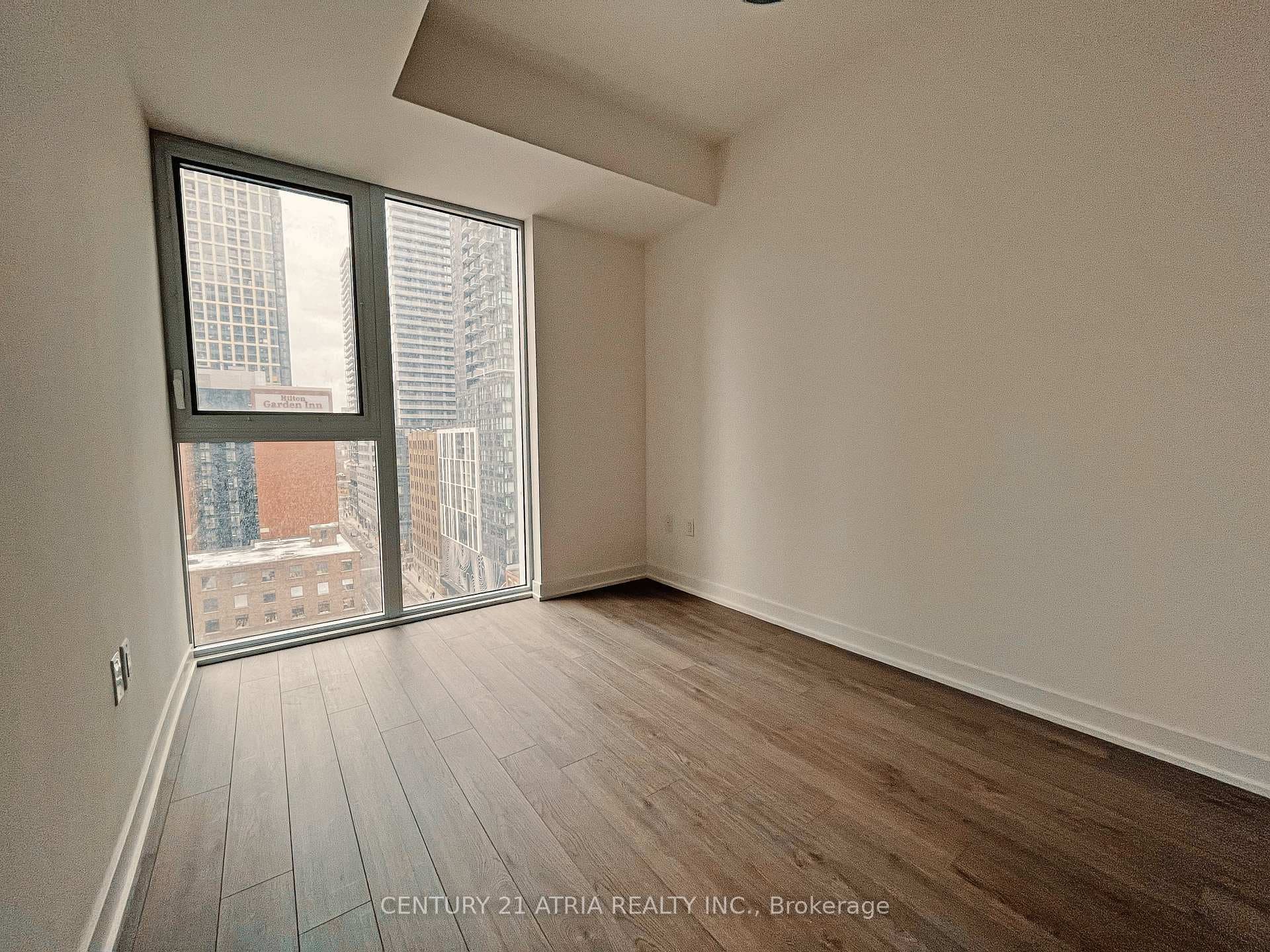 357 King Street Unit 1002 photo 8