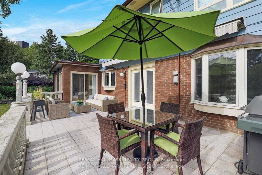 1712 Playfair Drive photo 36