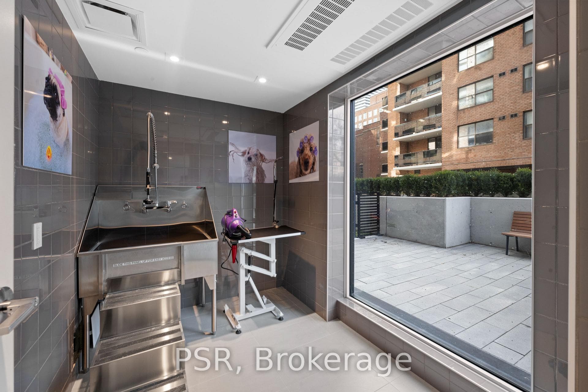 101 Roehampton Avenue Unit 2809 photo 35