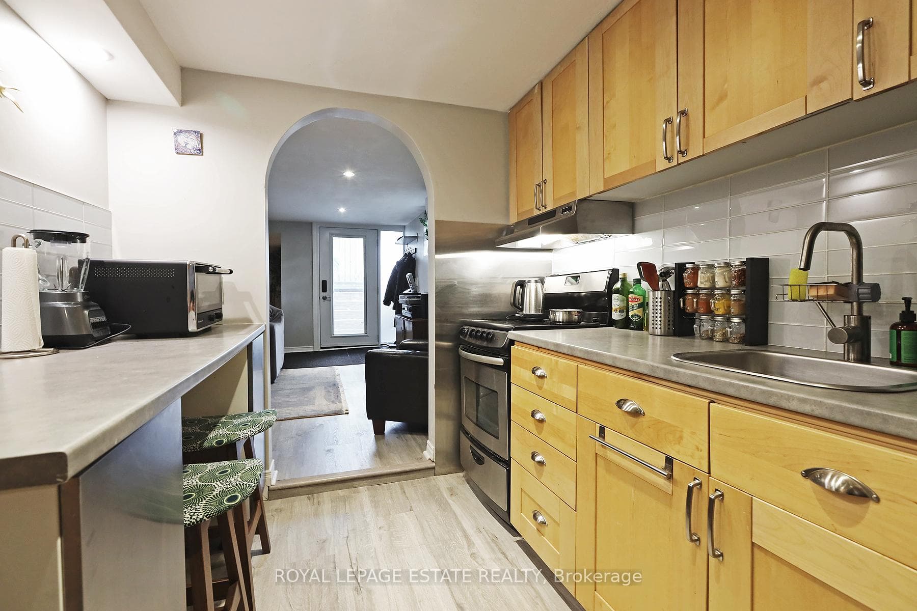 375 Woodfield (Lower) Road photo 19