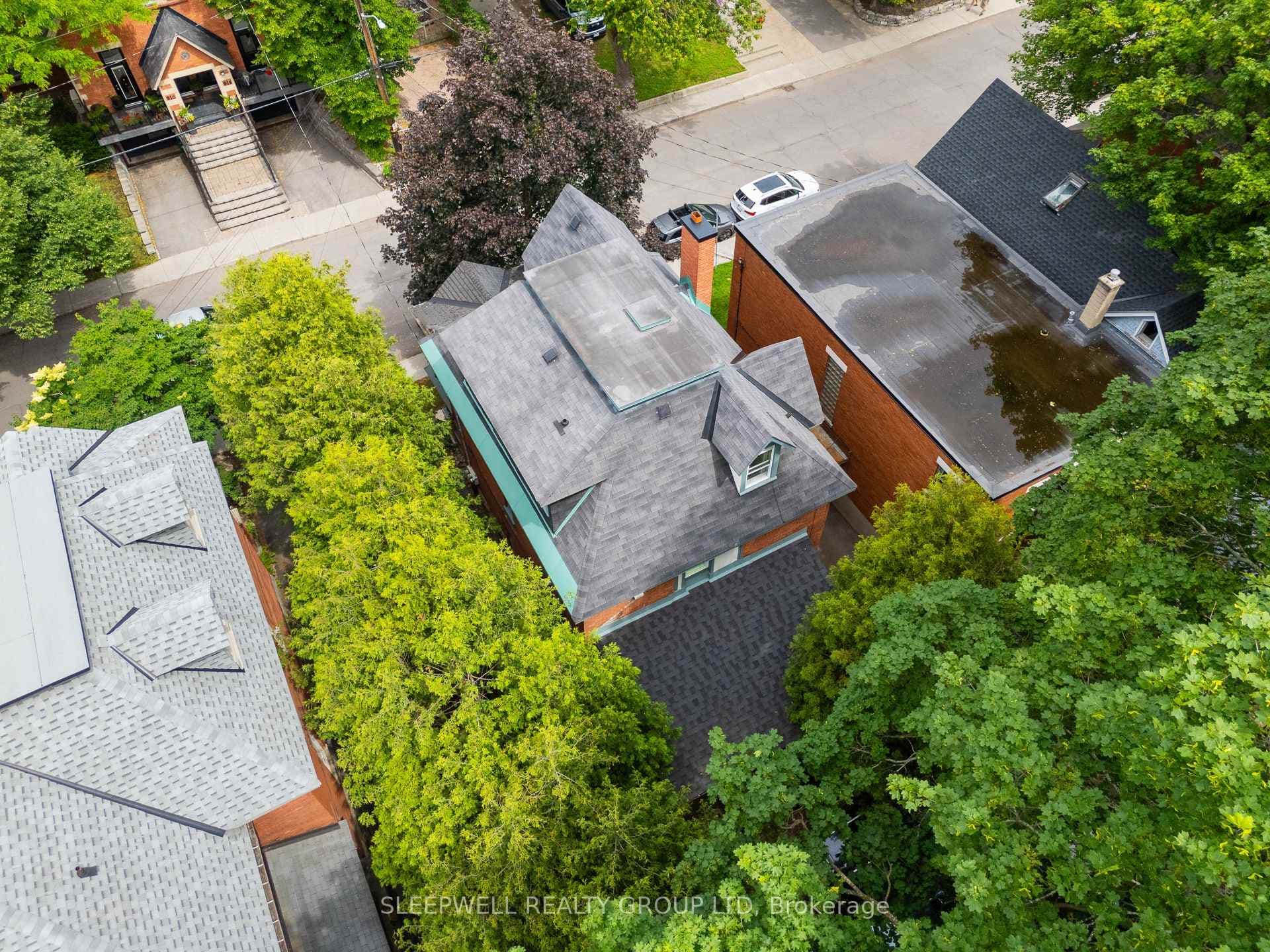 80 Fourth Avenue photo 2