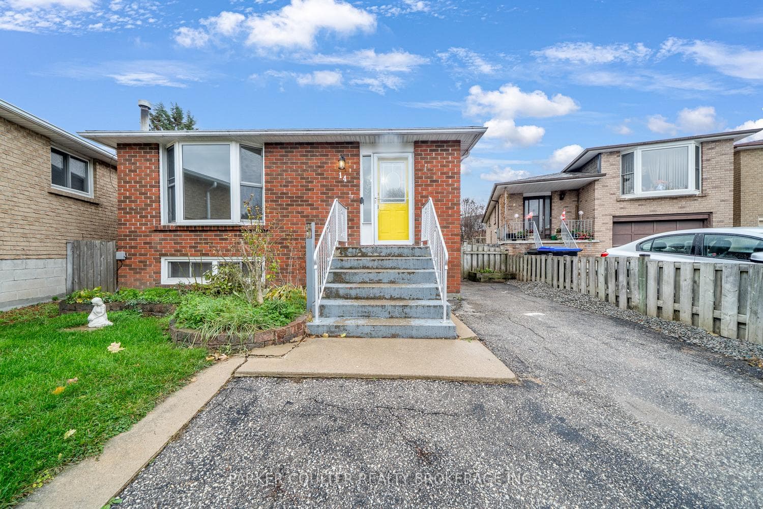 14 Maple Court photo 3
