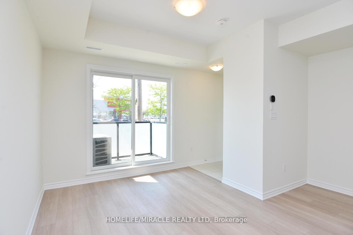 1081 Danforth Road Unit 113 photo 9