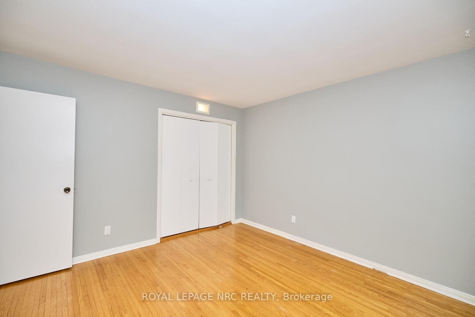 2545 Woodfield Avenue photo 30