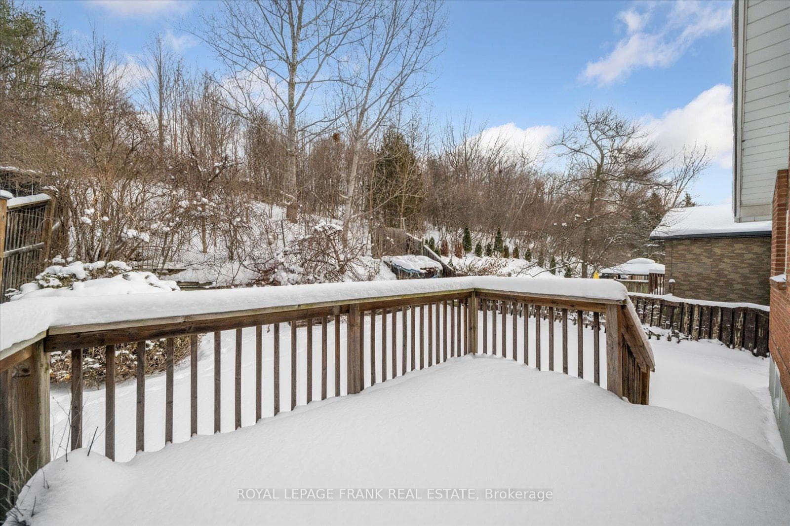 581 Grandview Street photo 40