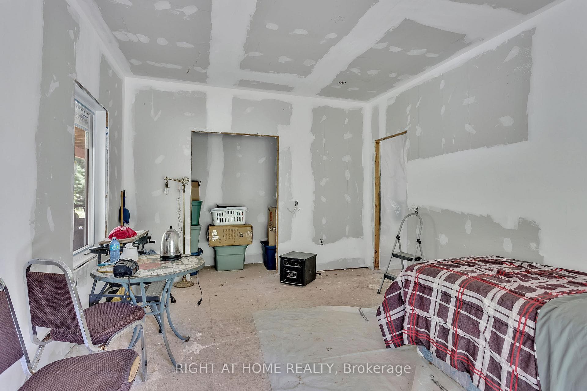 1662 COUNTY ROAD 40 Road photo 9