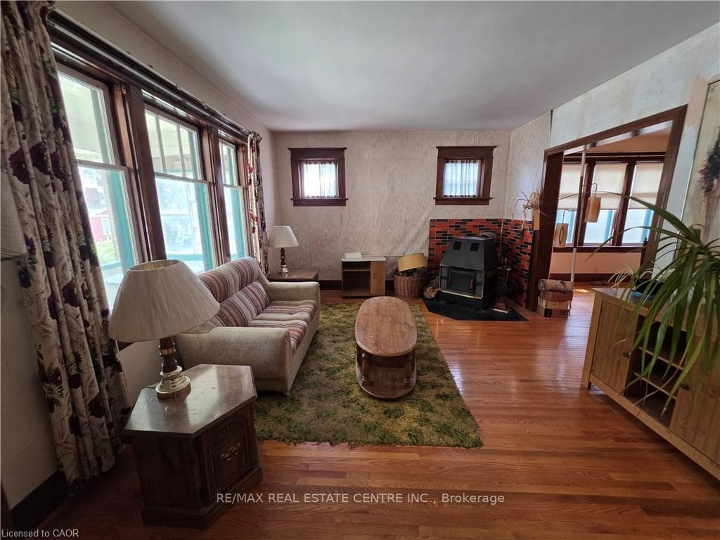 20 Fairview Avenue photo 8