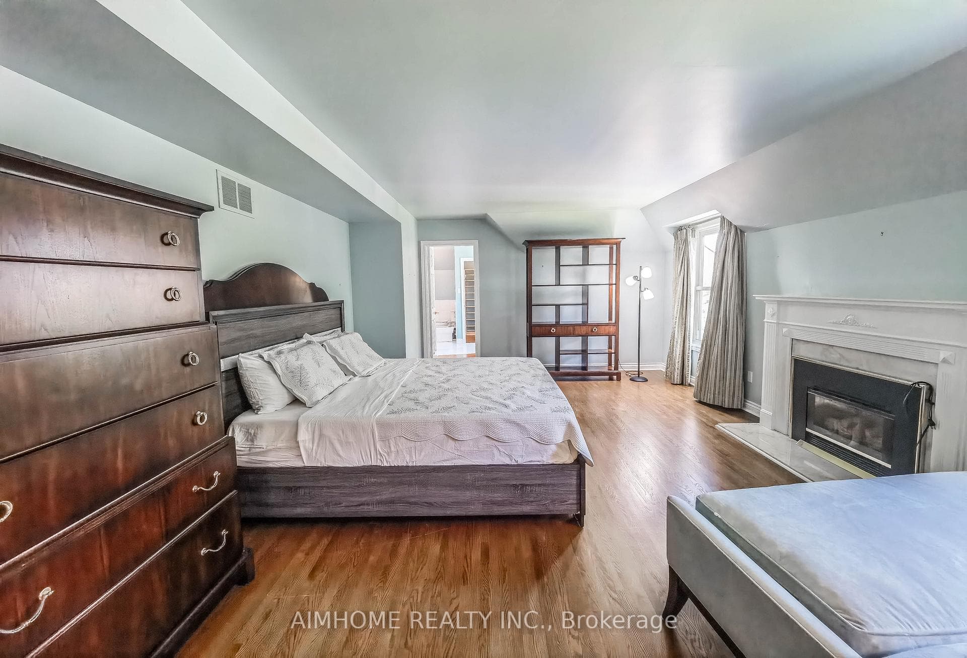 6 steeplechase Avenue photo 27