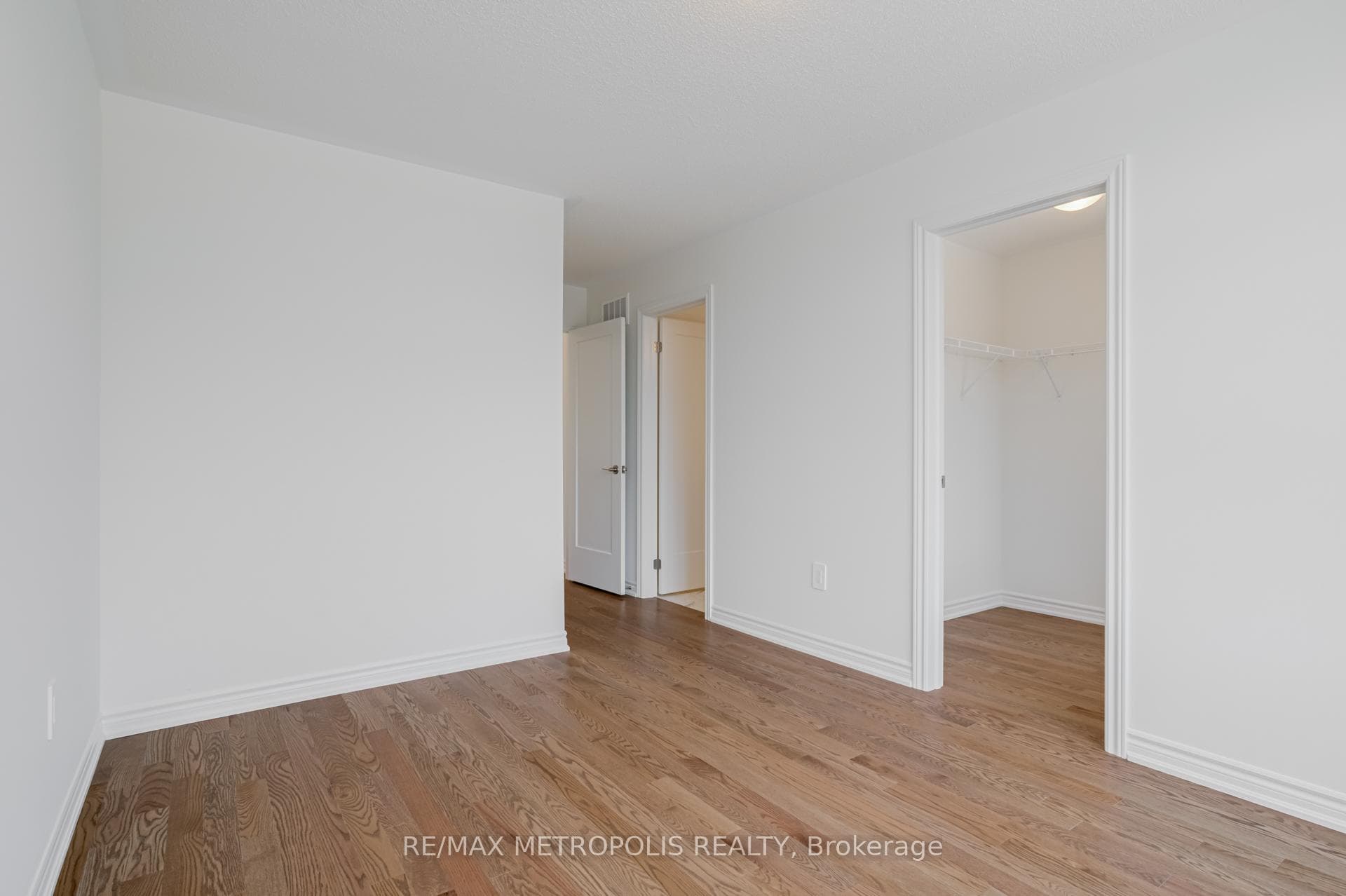 1481 Buttercup Court photo 39