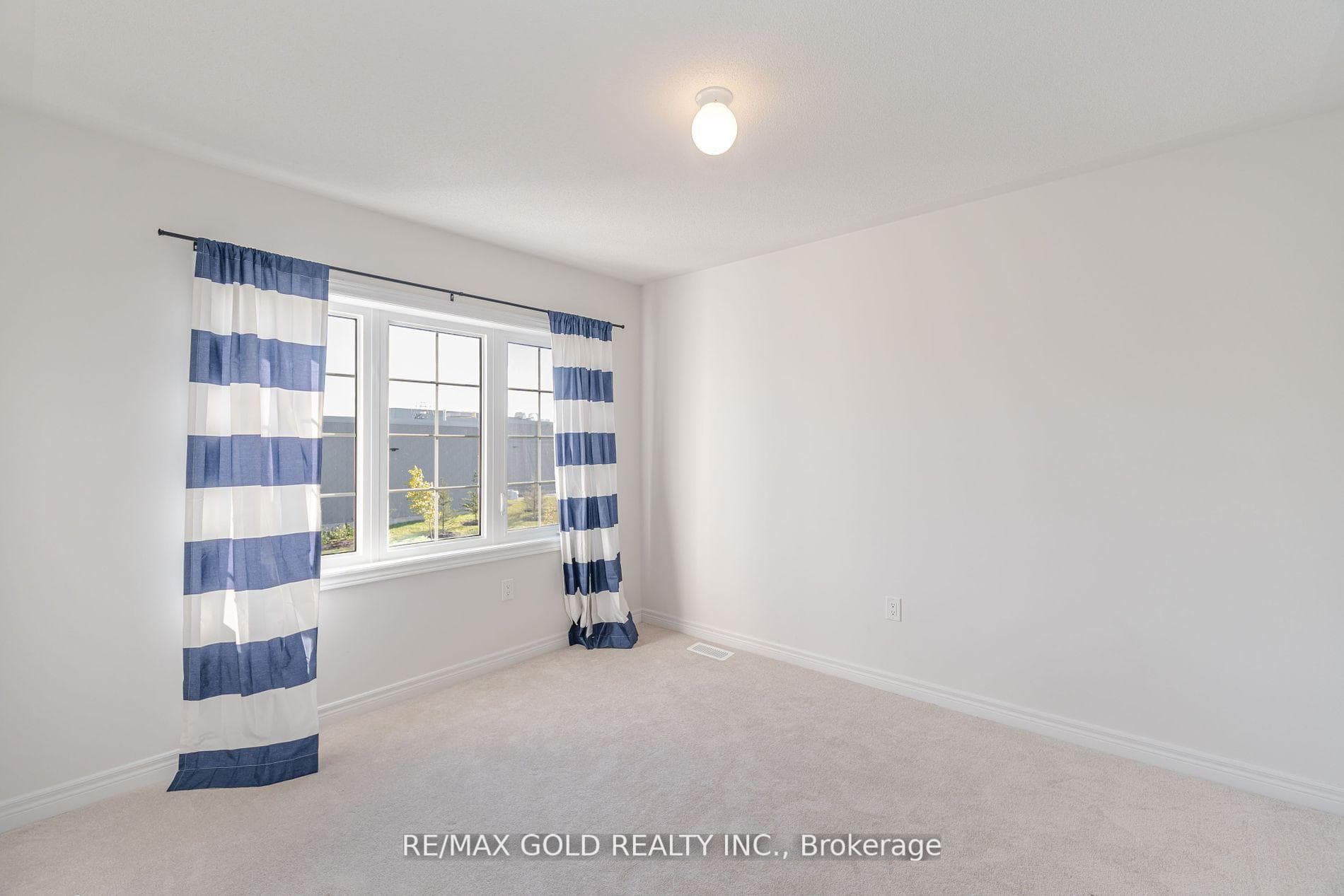 711 Potawatomi Crescent photo 22