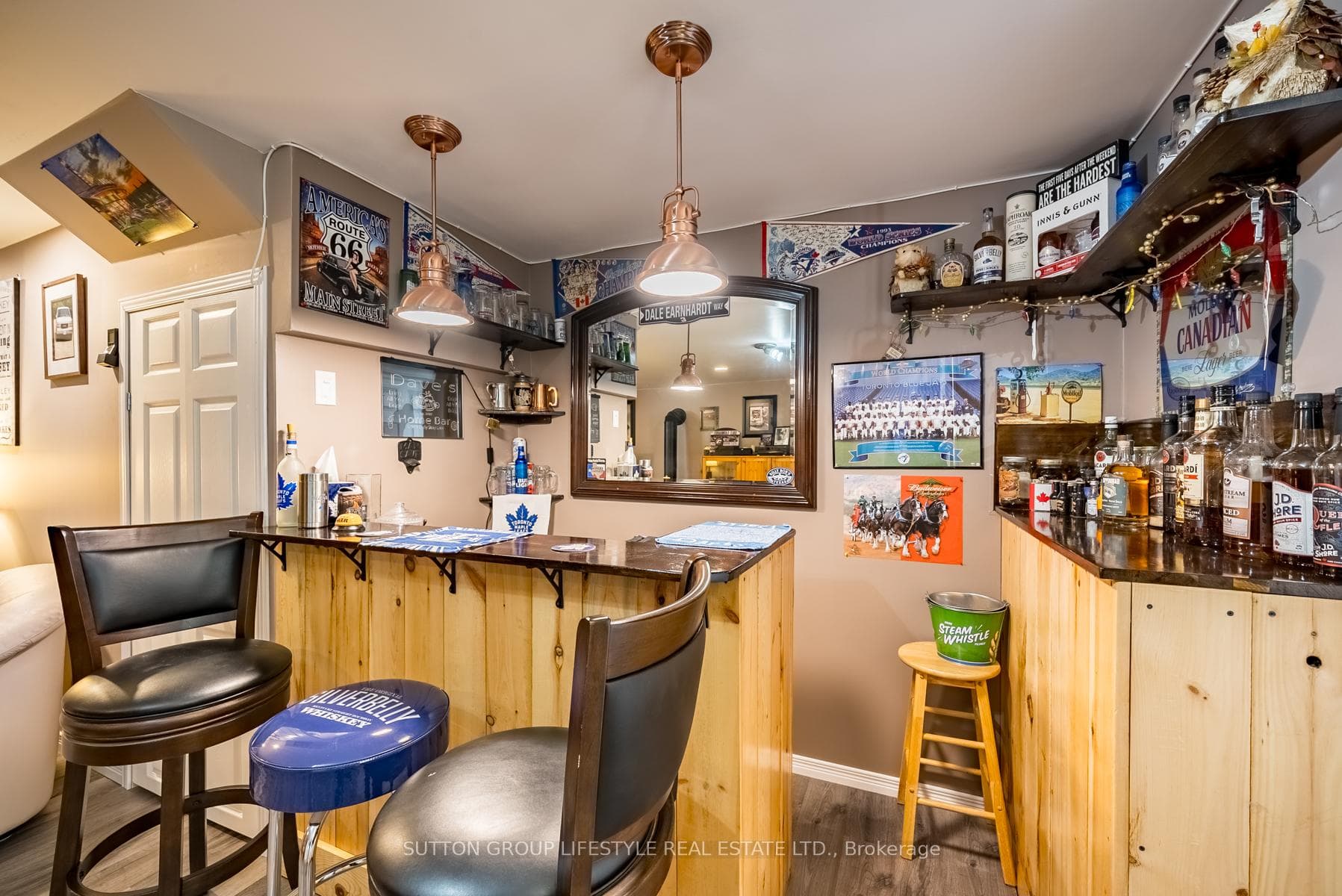 202 Platten Boulevard photo 20