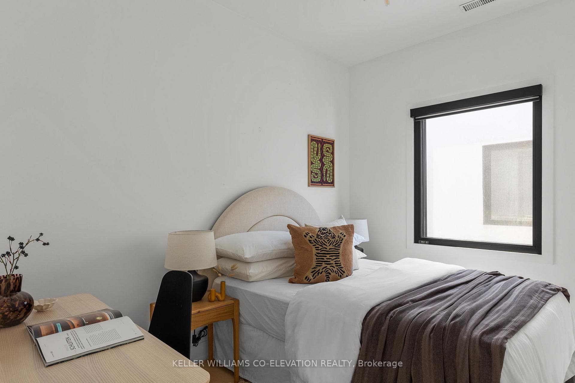 883 Cosburn Avenue photo 34
