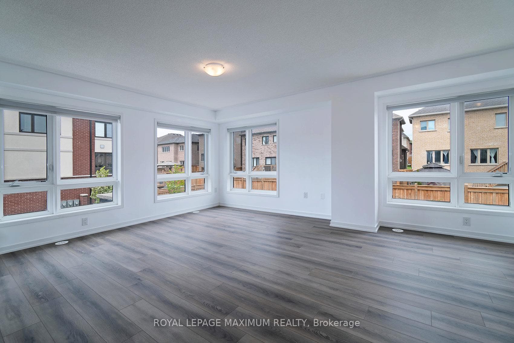1383 Brandenton Path photo 8