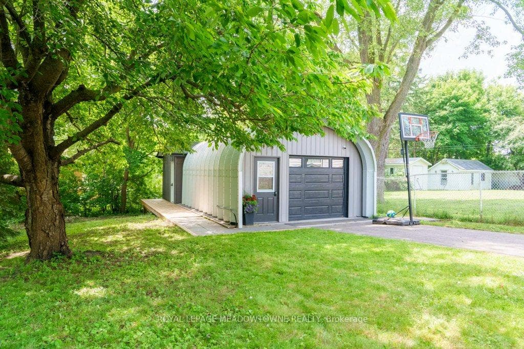 12 Delrex Boulevard photo 28