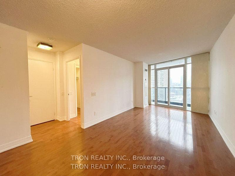 25 Carlton Street Unit 1703 photo 7
