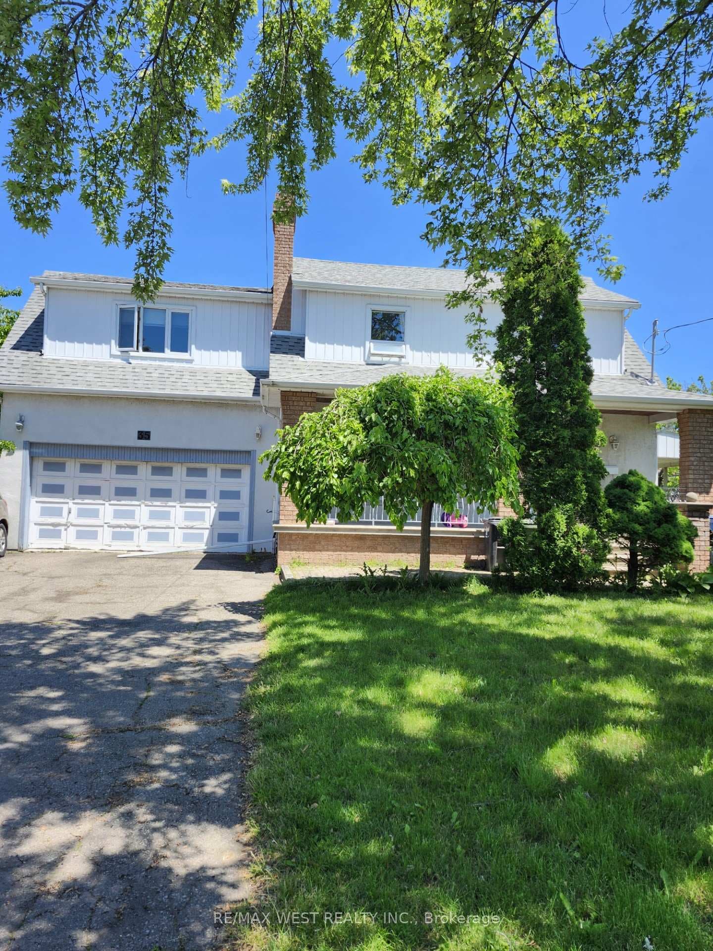 35 Windsor Road photo 1