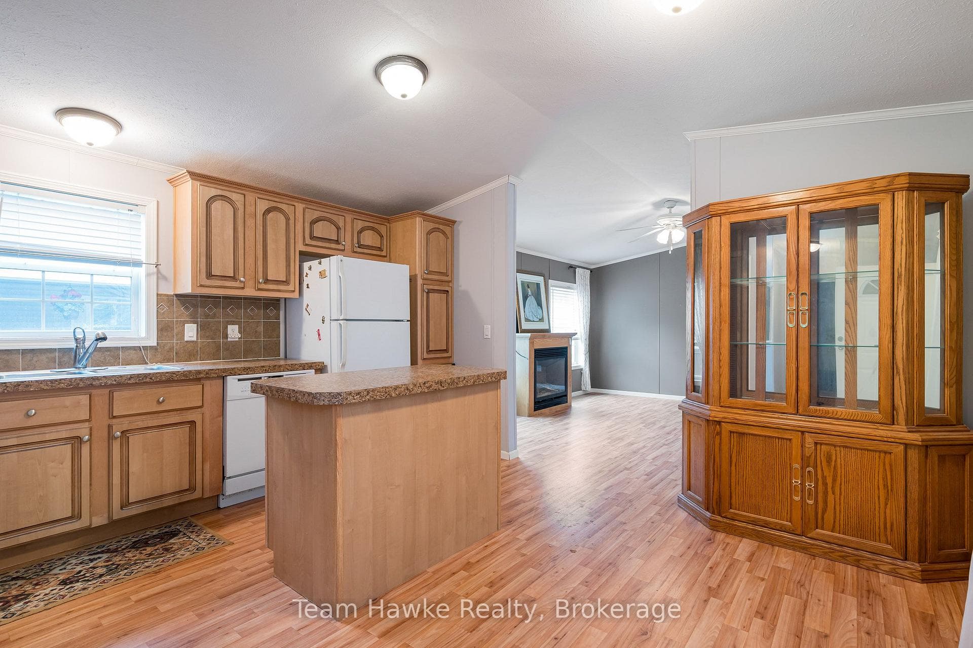 97 Georgian Glen Drive photo 11