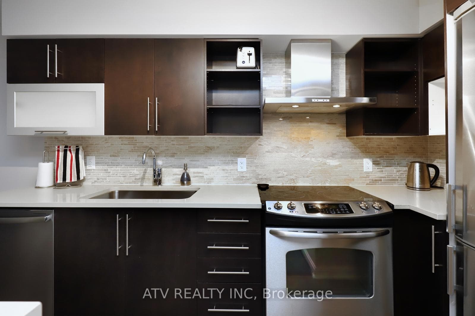 1 Michael Power Place Unit 1213 photo 5
