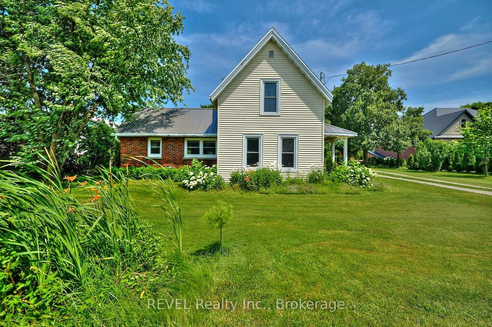 1819 Balfour Street photo 3