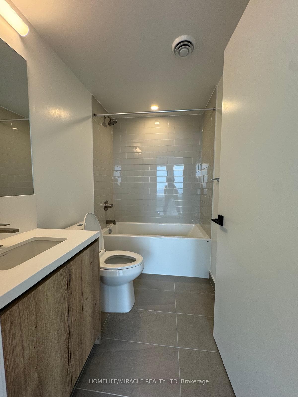 319 Jarvis Street Unit 4610 photo 6