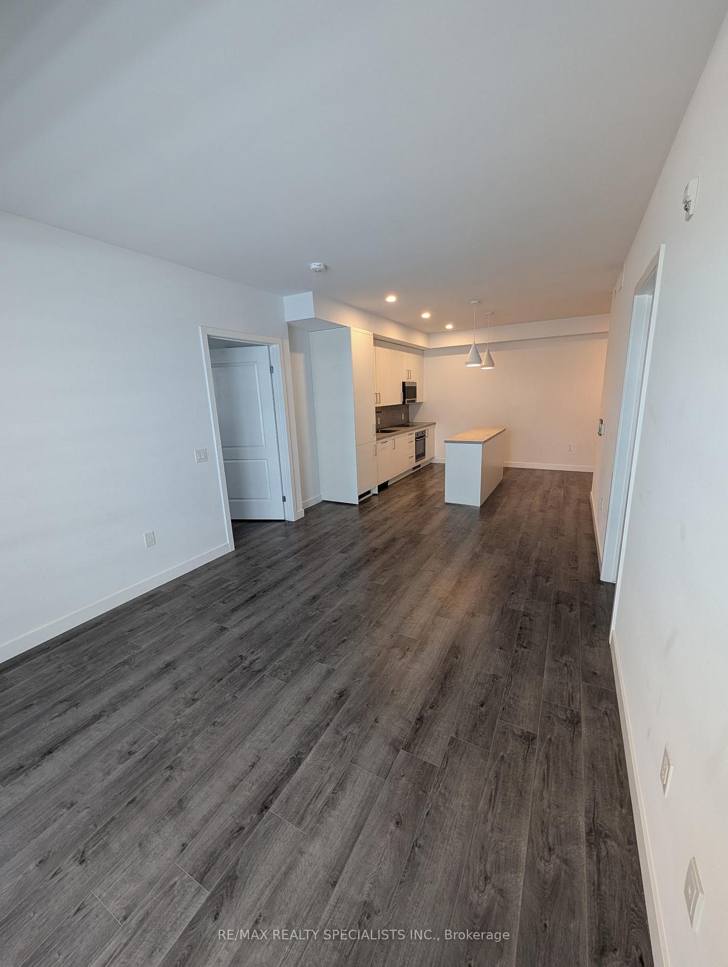 7549 Kaler Road Unit 302 photo 10