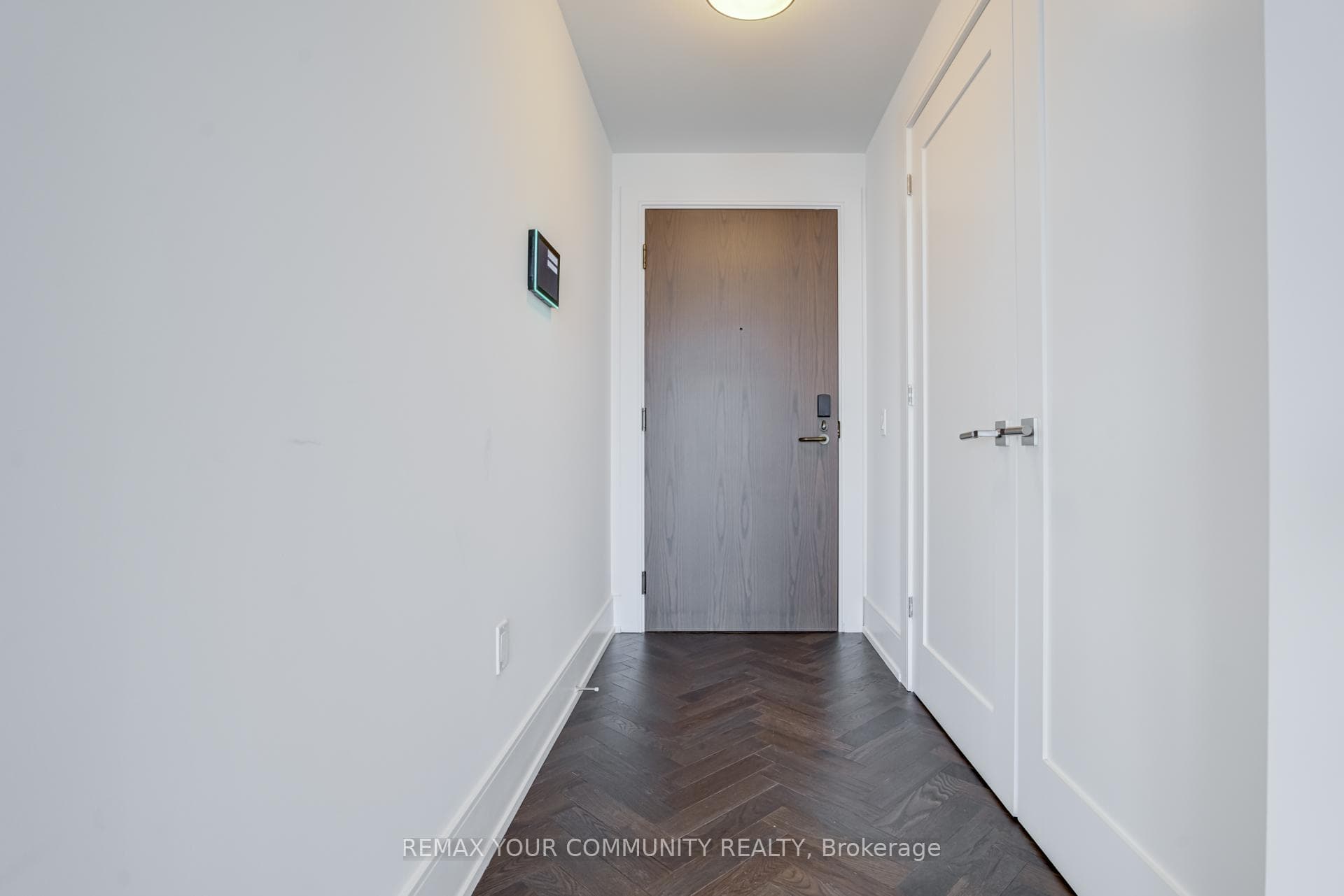 30 Inn On The Park Drive Unit 2307 photo 3