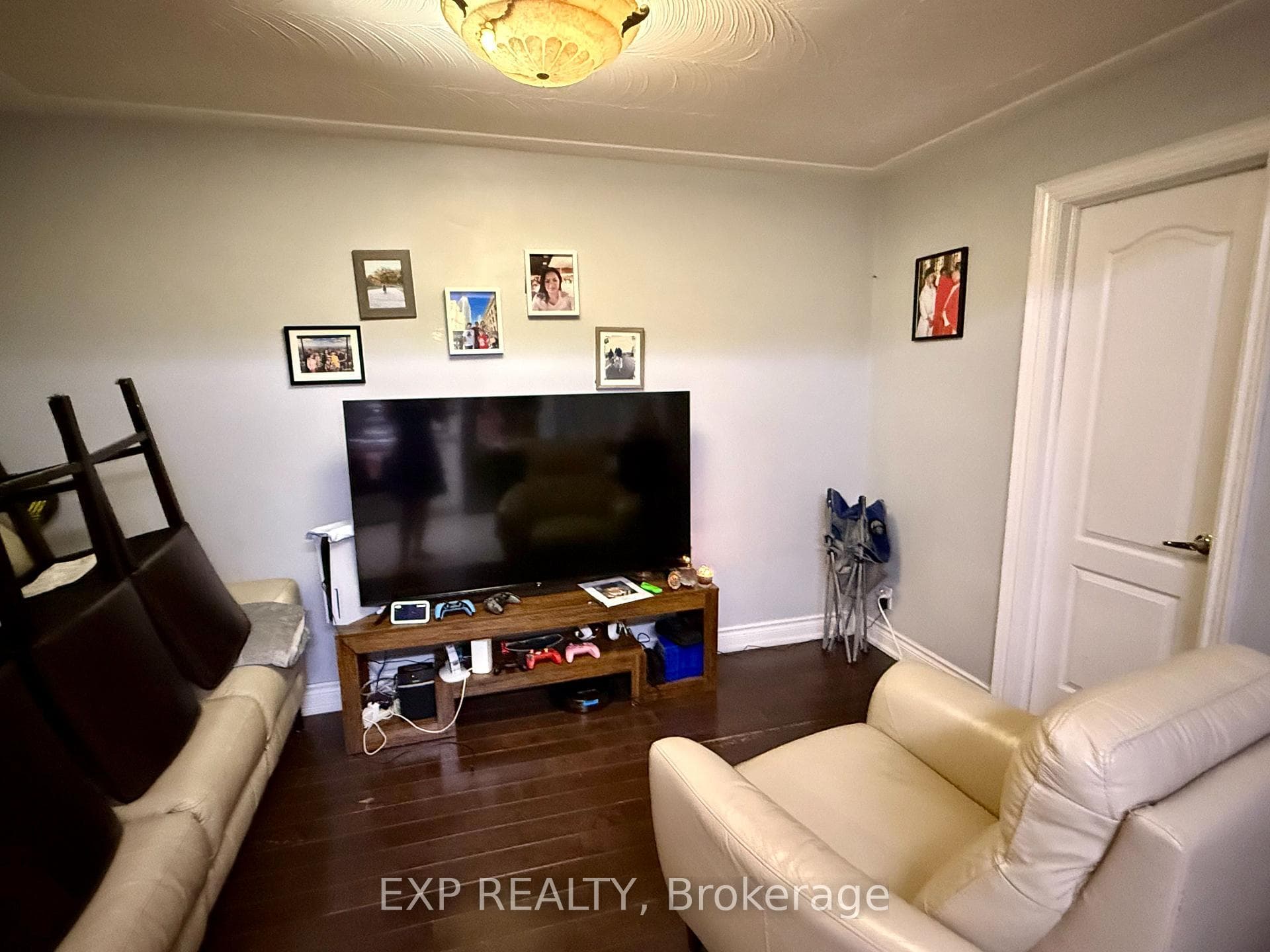 132 Brookhaven Drive photo 24