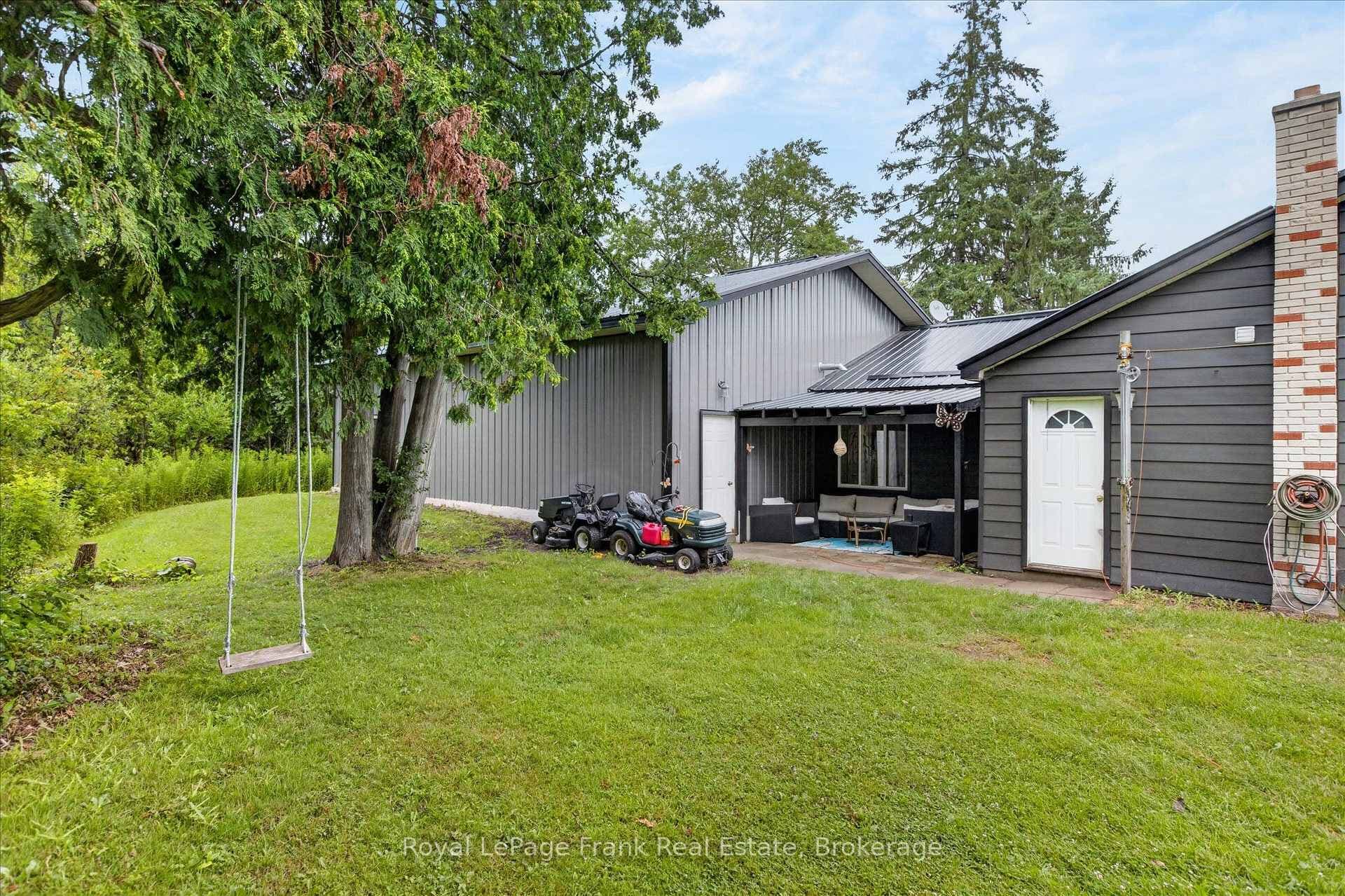 731 Harper Road photo 34
