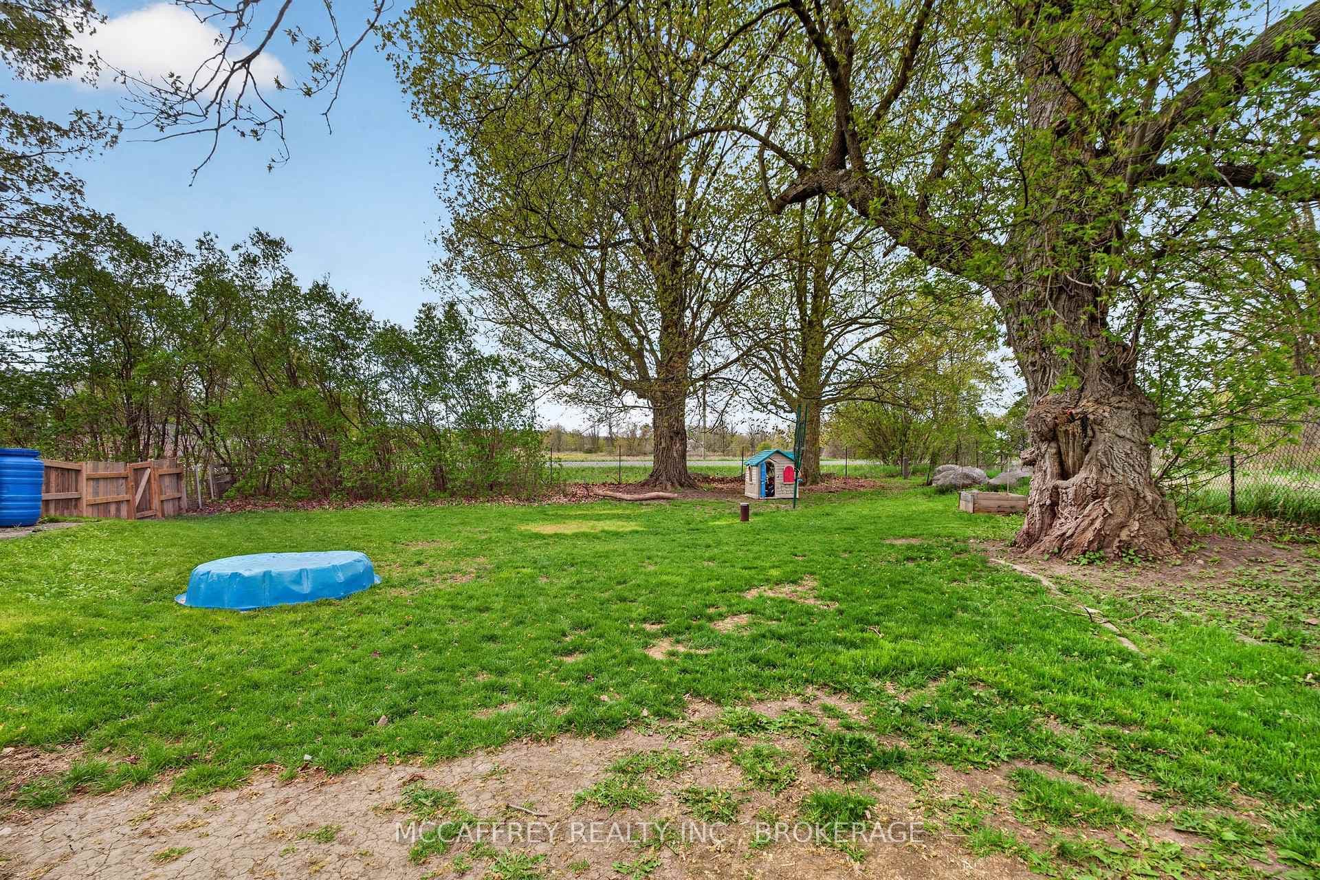 476 Hoards Road photo 27