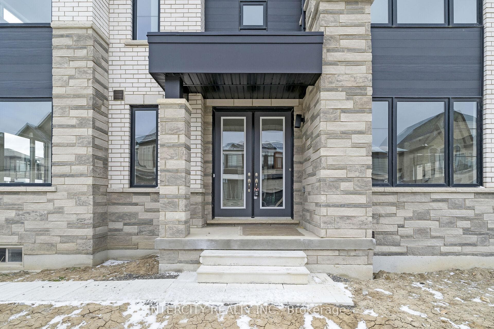 34 Gatherwood Terrace photo 4