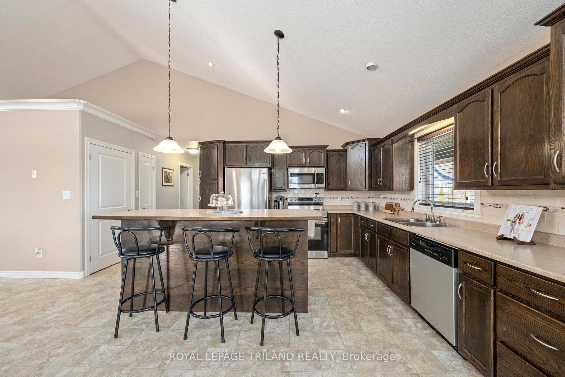38 Fulton Street photo 16