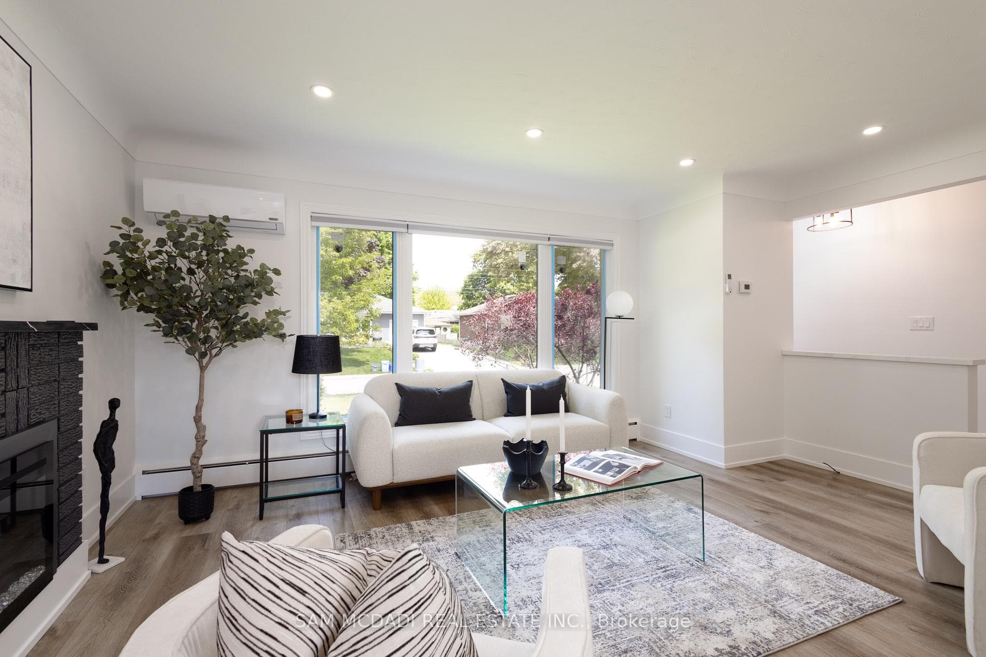 14 Glencairn Drive photo 5