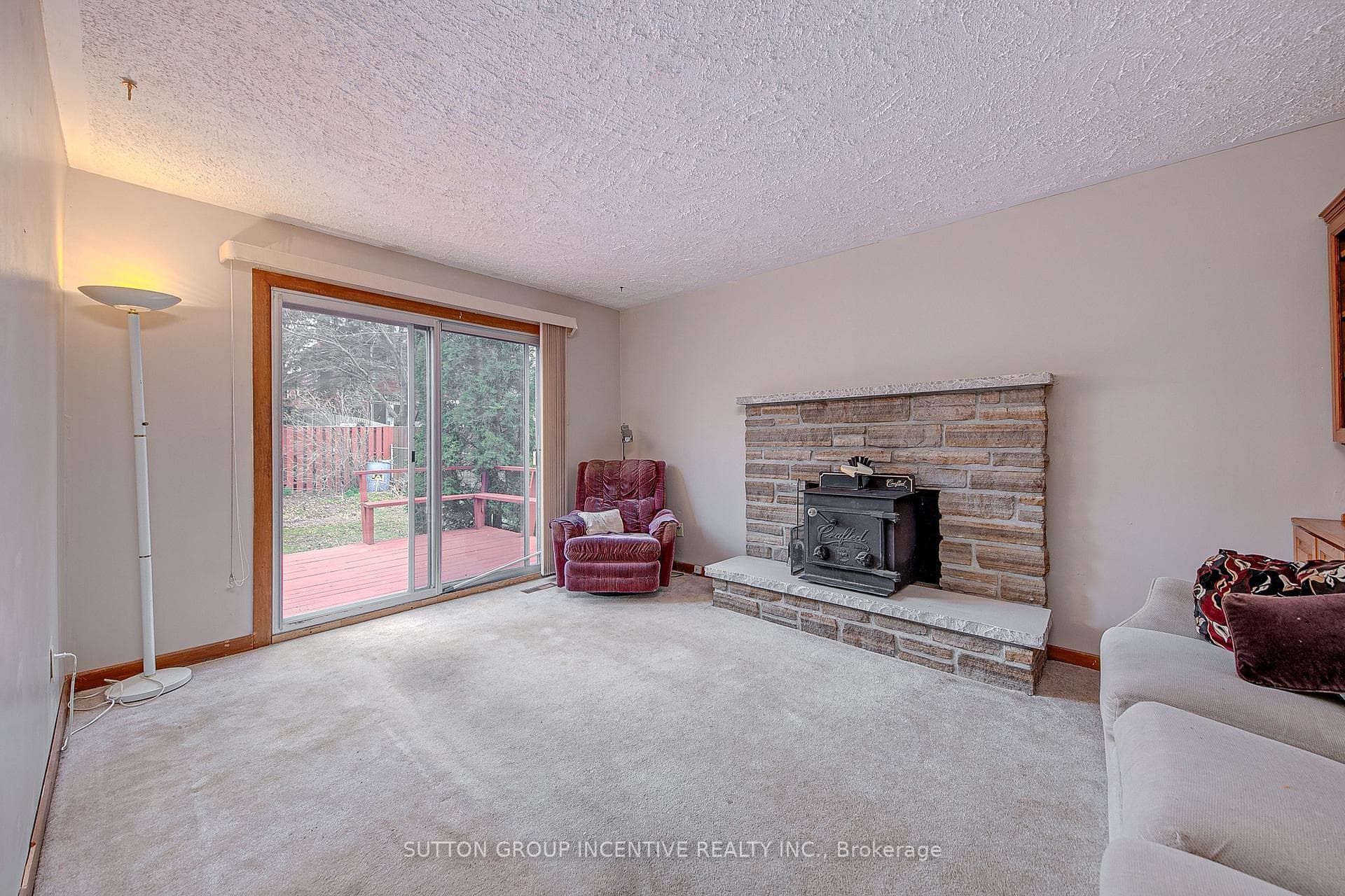 64 Collete Crescent photo 16