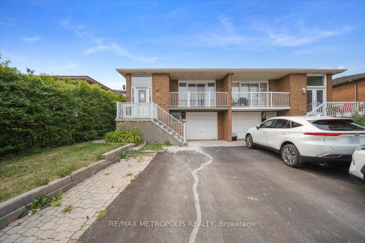 39 Jellicoe Crescent photo 1