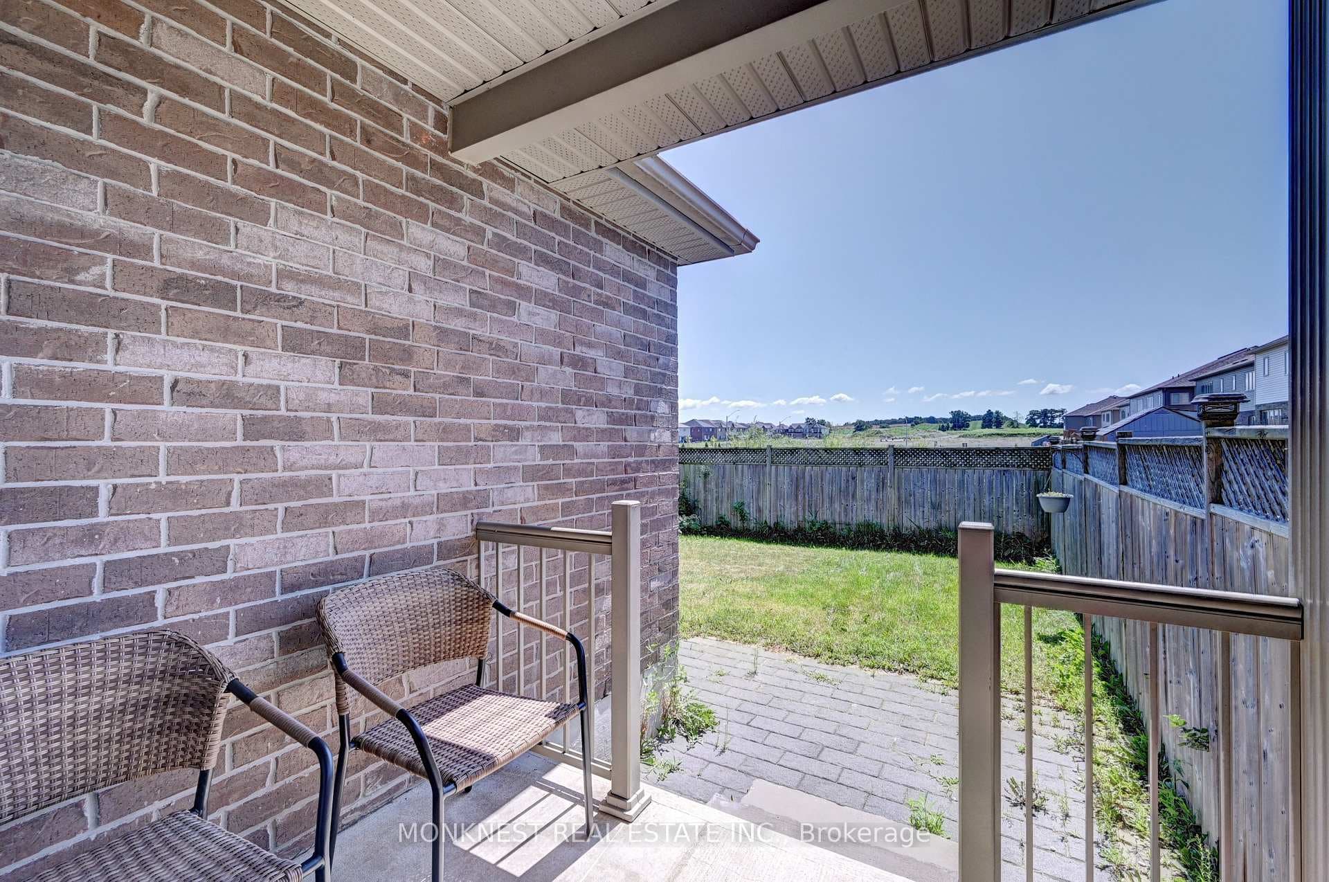 263 Vincent Drive photo 35