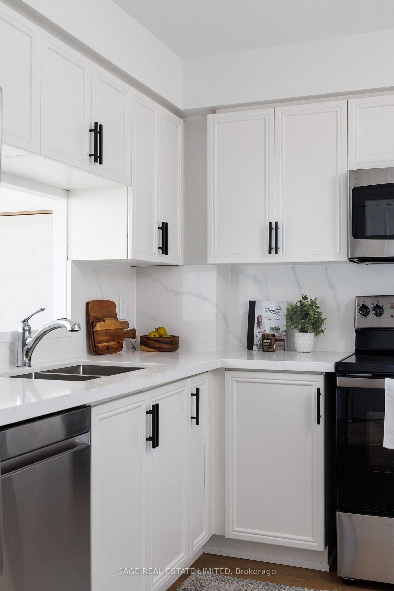 1700 Eglinton Avenue Unit 205 photo 4