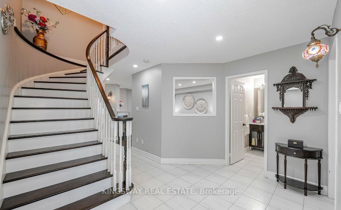 5103 Silverwater Mill Crescent photo 3