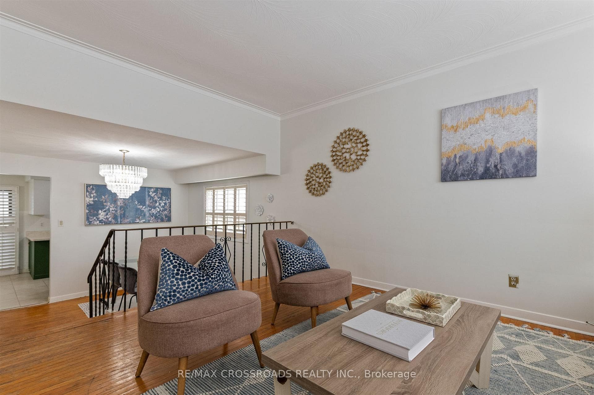 98 Willowridge Road photo 7