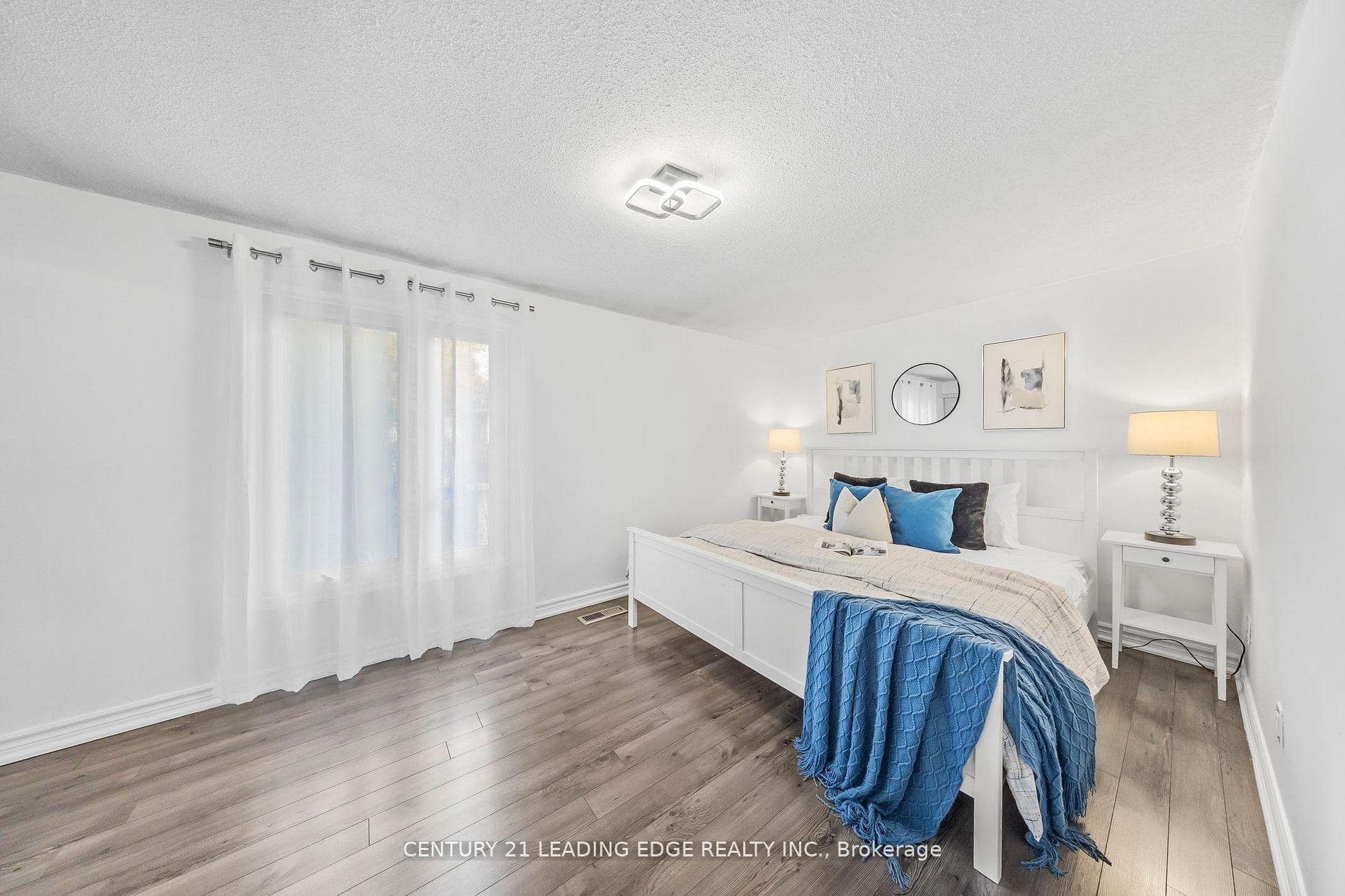 47 Peachtree Place photo 19