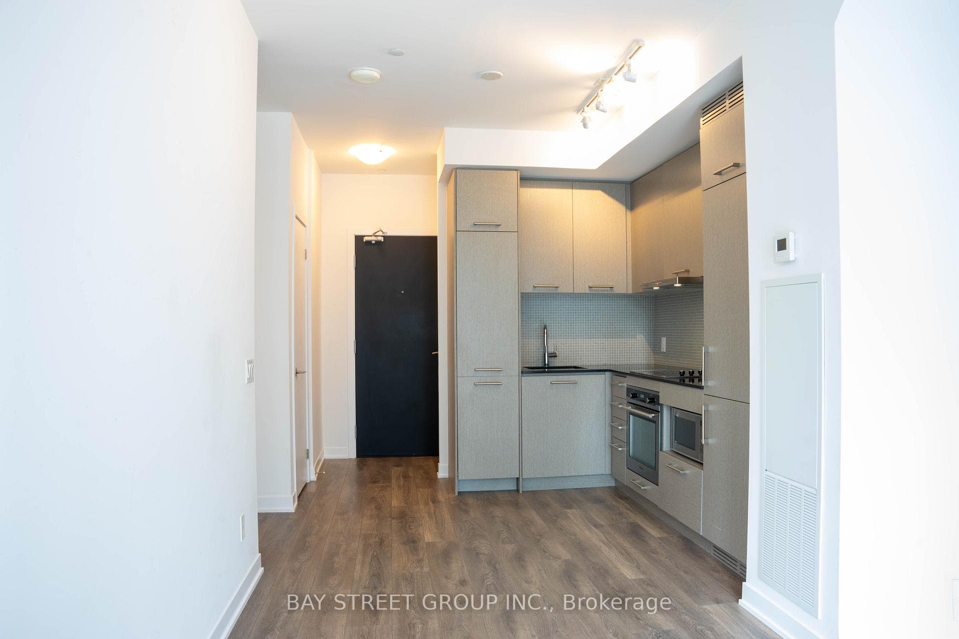 87 Peter Street Unit 2915 photo 8