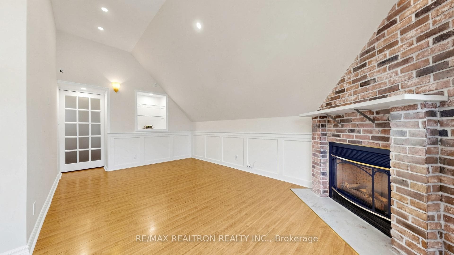 2854 Gulfstream Way photo 26